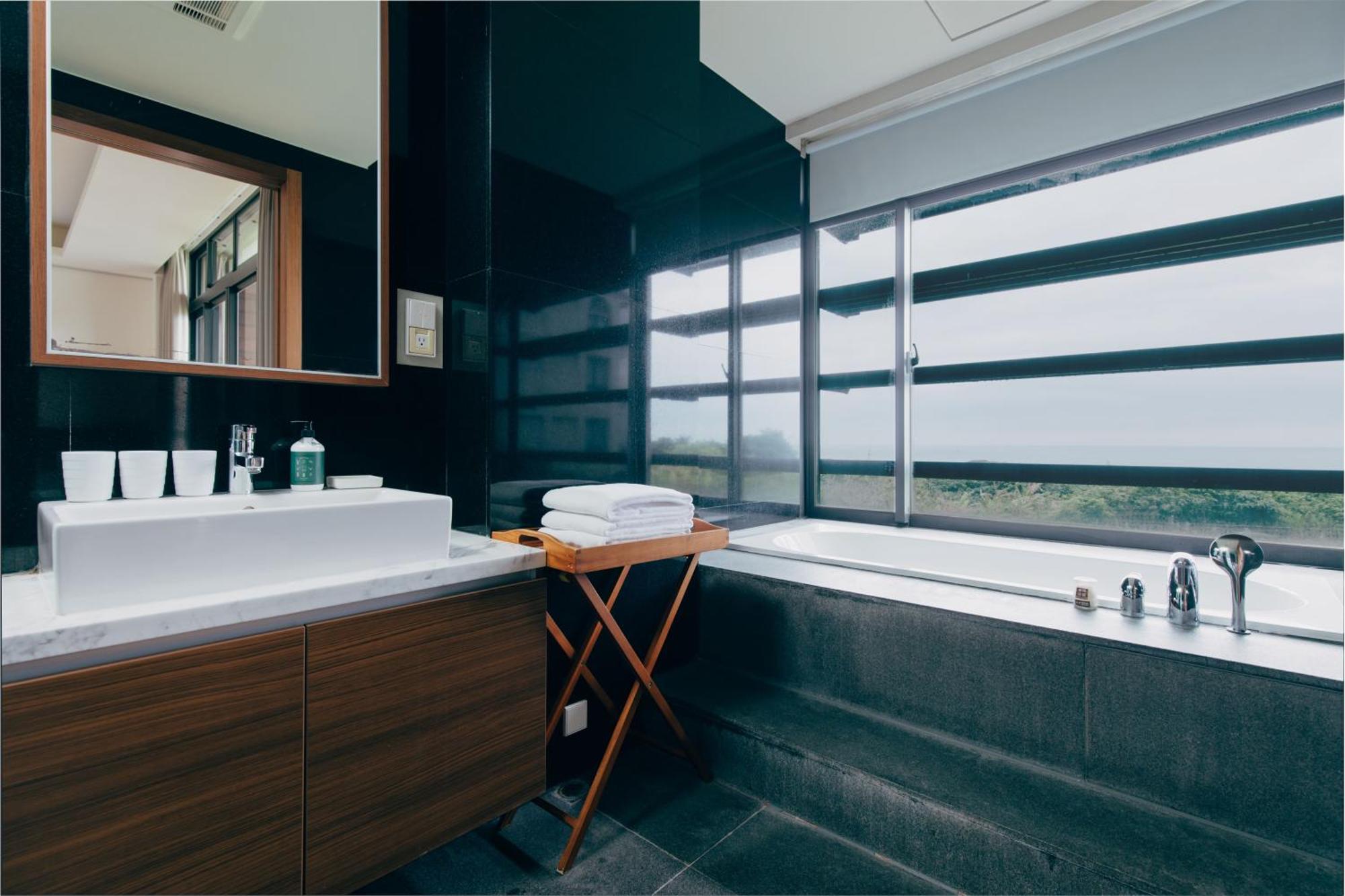 Adagio Shihtiping Fengbin Quarto foto